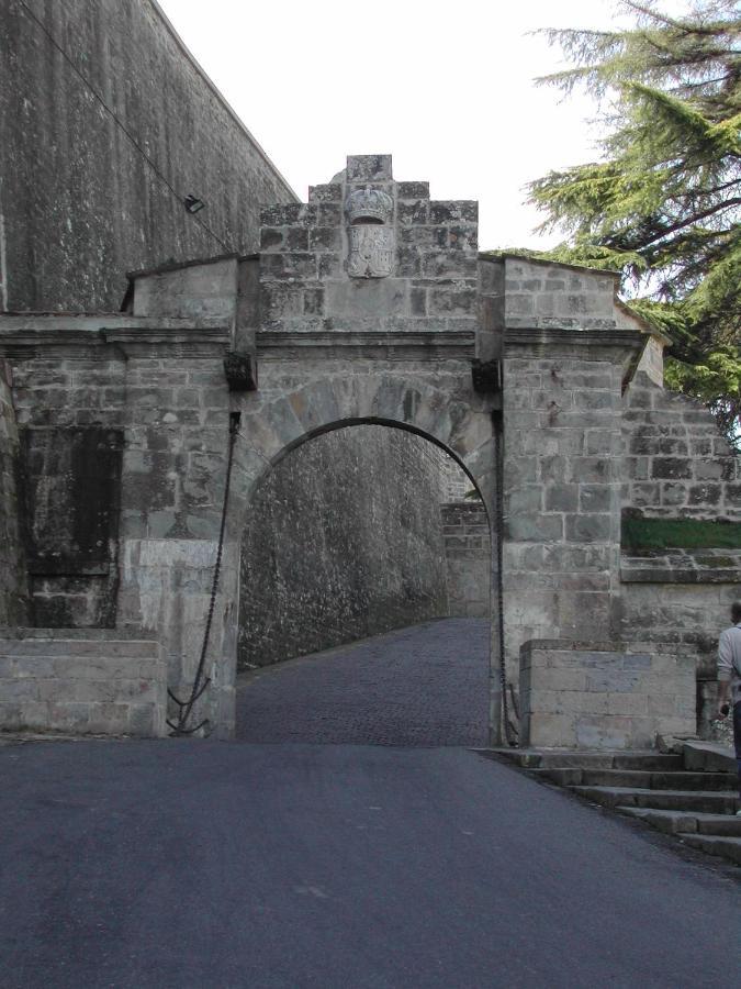 Apartamento Saioa Pamplona Esterno foto
