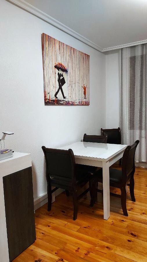 Apartamento Saioa Pamplona Esterno foto